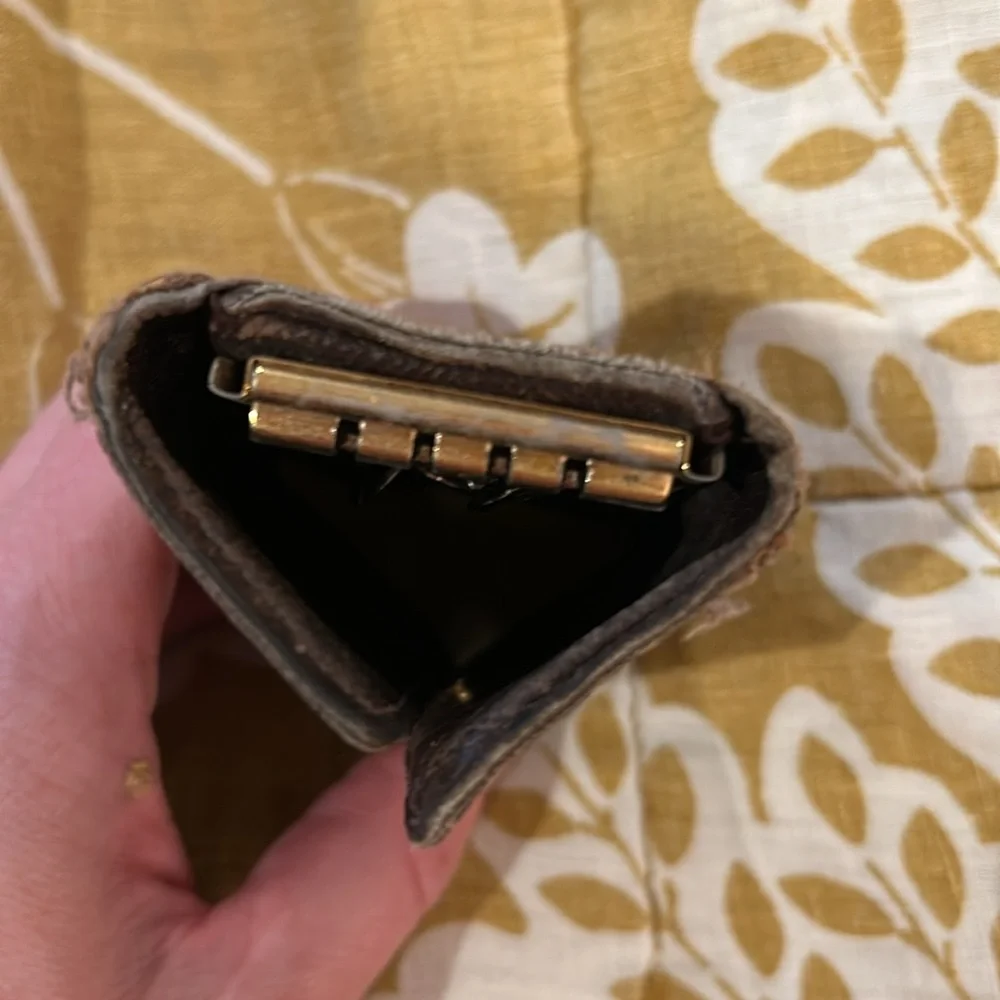 Pre loved Louis Vuitton Key Fob Holder